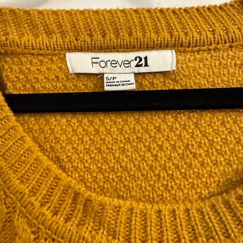Forever21 Knit Sweater - Small - Picture 3 of 3